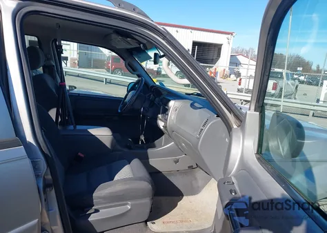 2005 Ford Explorer Sport Trac Adrenalin/Xls/Xlt from USA, damaged, VIN 01FMZU67K75UA1270